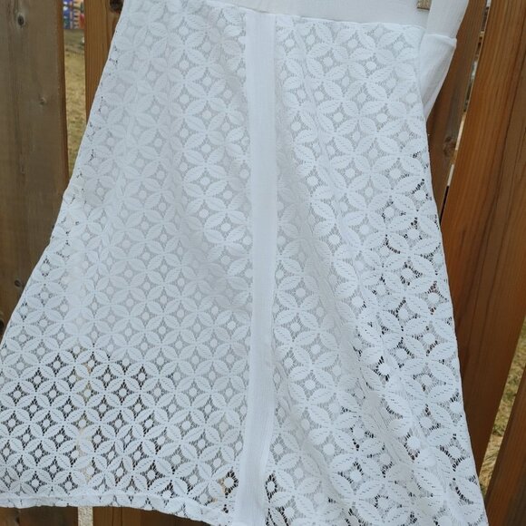 BEAUTIFUL Maurices Handkerchief Skirt Women's 1X Flowy White Lovely Maurice's - Picture 7 of 8